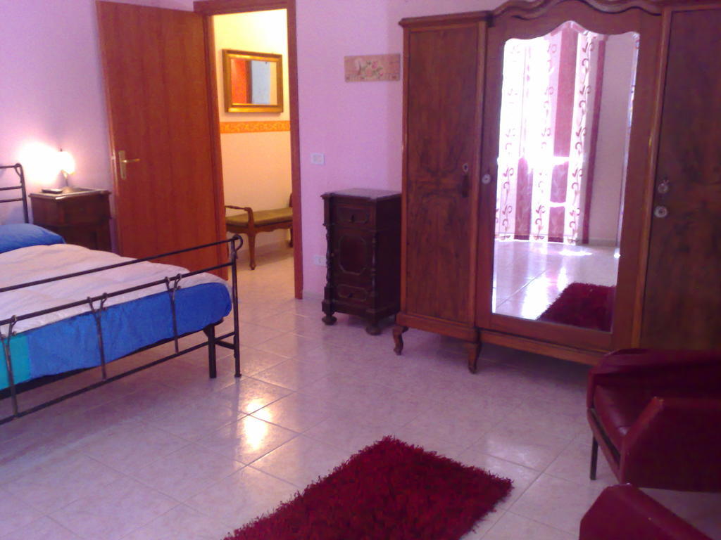 סירקוזה B&B Mare Di S. Lucia חדר תמונה